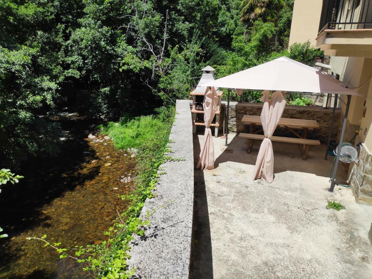 Apartamentos El Rincon De Limes Cangas De Narcea Exterior photo